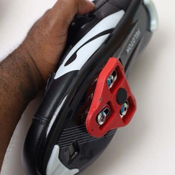 Peloton Black and Red Cycling Shoes With Cleats Unisex Sz 39 - Picture 8 of 11